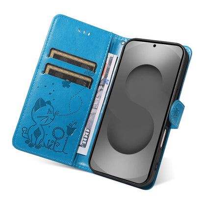For Samsung Galaxy S26 Ultra 5G Cat and Bee Embossed Flip Leather Phone Case Wallet Cover with Card Slots Cash Pocket Magnetic Stand Protective Shockproof TPU PU Leather Case with Wrist Strap