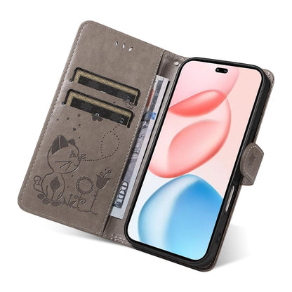 For Honor 400 Pro 160.8mm Cat and Bee Embossed Flip Leather Phone Case Wallet Cover with Card Slots Cash Pocket Magnetic Stand Protective Shockproof TPU PU Leather Case with Wrist Strap